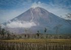 Semeru Erupsi Lagi dengan Letusan Setinggi 600 Meter