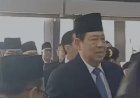 Hadiri Pelantikan Prabowo-Gibran, SBY Diajak Swafoto Warga