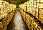 Akhirnya, Harga Emas Anjlok 3 Persen